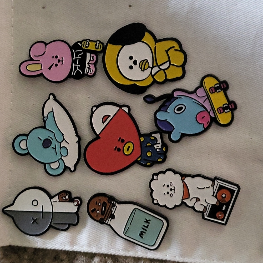 BTS enamel pins Full Set!